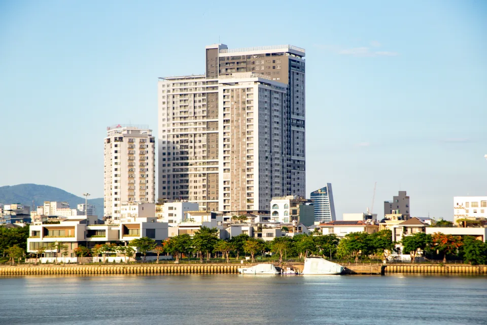 Nhà phố 1 trệt 2 lầu, hẻm xe hơi